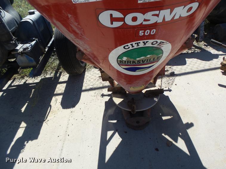 image for item CC9403 2005 Cosmo 500 fertilizer spreader