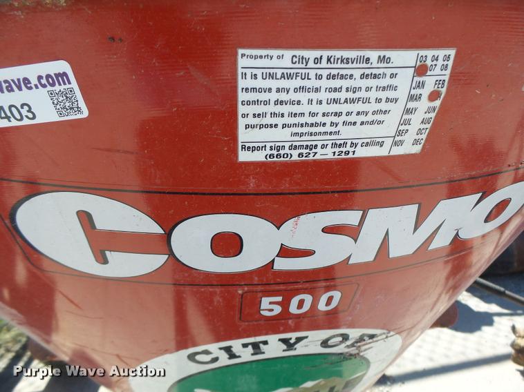image for item CC9403 2005 Cosmo 500 fertilizer spreader