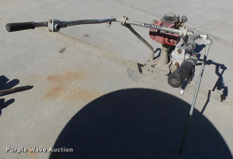 image for item CC9404 Wacker P31A vibratory screed