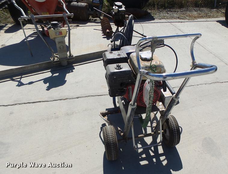 image for item CC9406 Graco Imax 3900 paint sprayer