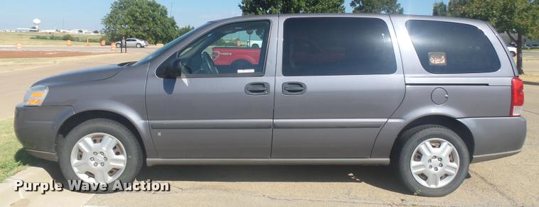 image for item CD9398 2007 Chevrolet Uplander LS Ext. van