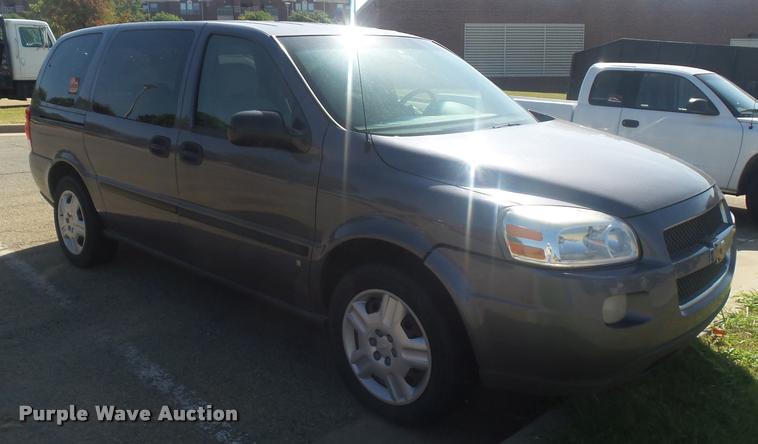 image for item CD9398 2007 Chevrolet Uplander LS Ext. van