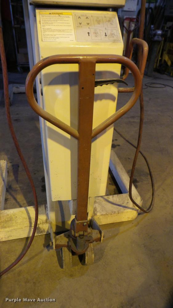 image for item DA2913 Stertil Koni ST-1072 truck lift