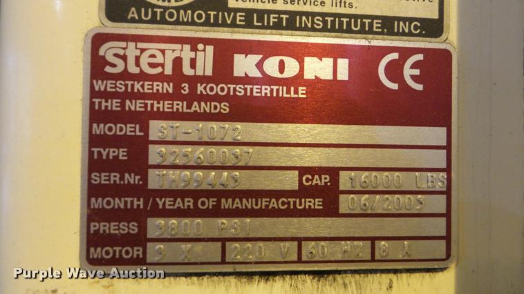 image for item DA2913 Stertil Koni ST-1072 truck lift