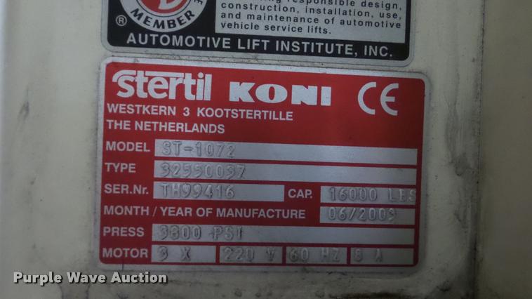 image for item DA2913 Stertil Koni ST-1072 truck lift