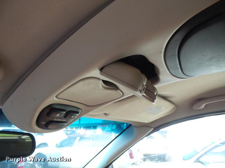 image for item DA3949 2000 Ford Windstar van