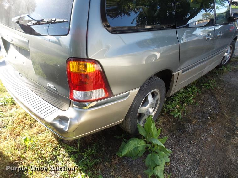 image for item DA3949 2000 Ford Windstar van
