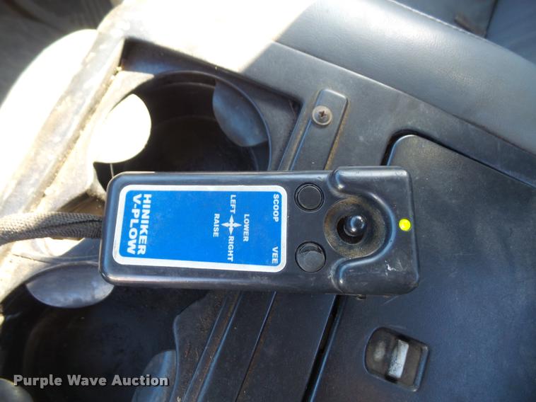 image for item DA3995 1997 Ford F350 pickup truck