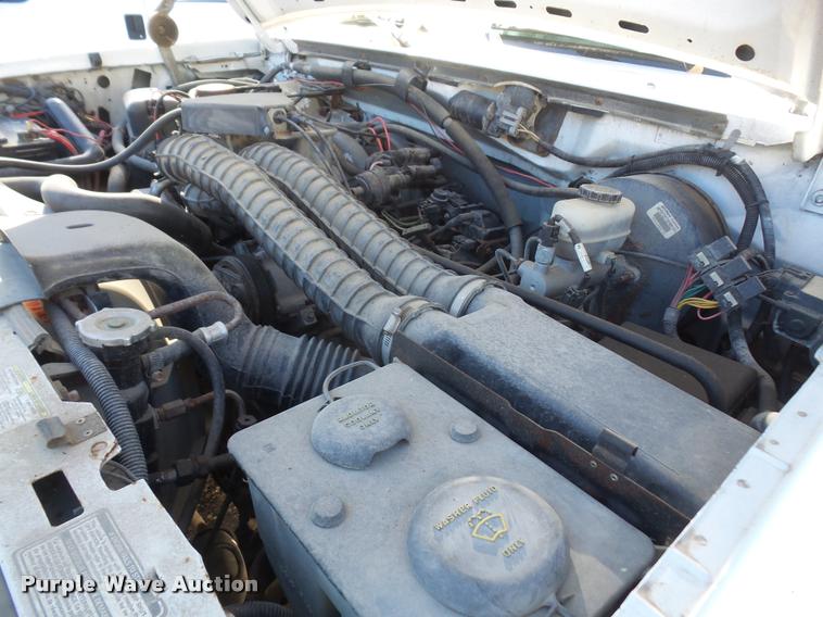 image for item DA3995 1997 Ford F350 pickup truck