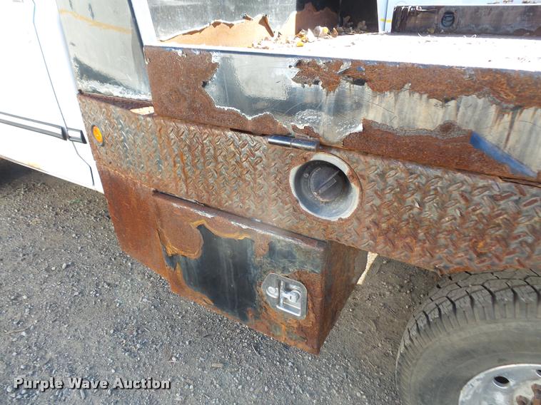 image for item DA3995 1997 Ford F350 pickup truck