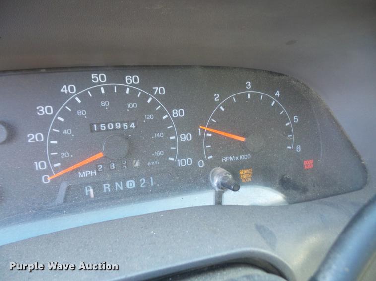 image for item DA3996 2000 Ford F350 Super Duty pickup truck