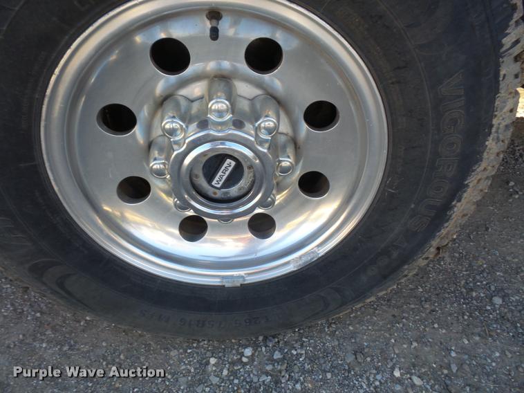 image for item DA3996 2000 Ford F350 Super Duty pickup truck