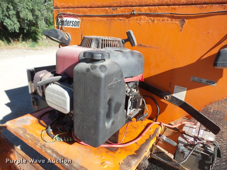 image for item DA3999 Henderson 8XMILD spreader