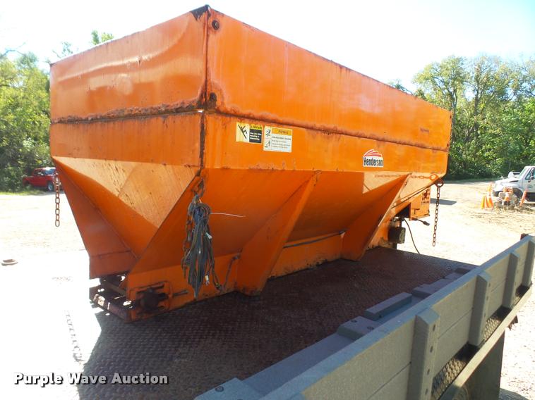 image for item DA3999 Henderson 8XMILD spreader