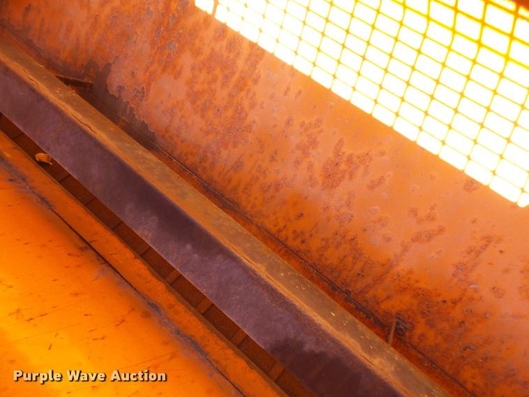 image for item DA3999 Henderson 8XMILD spreader