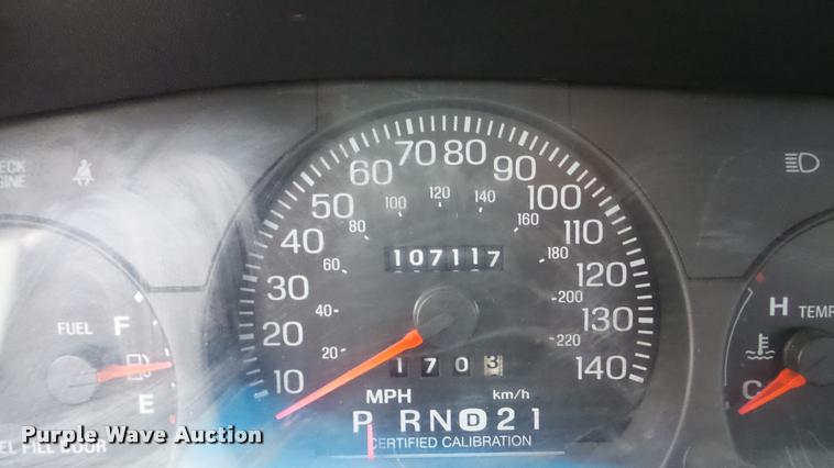 image for item DA8864 2002 Ford Crown Victoria Police Interceptor