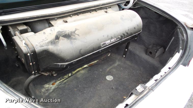 image for item DA8864 2002 Ford Crown Victoria Police Interceptor