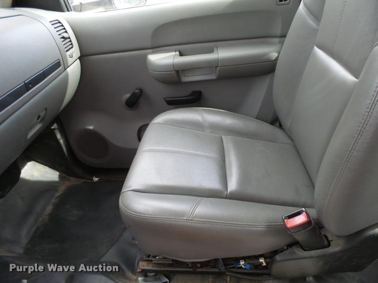 image for item DA9919 2008 Chevrolet Silverado 1500 Ext. Cab pickup truck