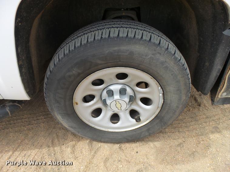 image for item DA9919 2008 Chevrolet Silverado 1500 Ext. Cab pickup truck