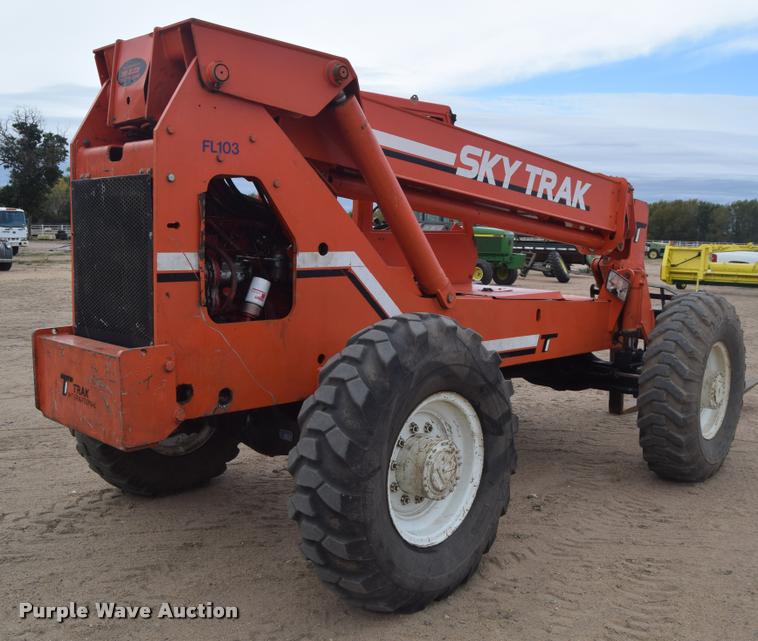 image for item DA9921 JLG Sky Trak B8400 telehandler