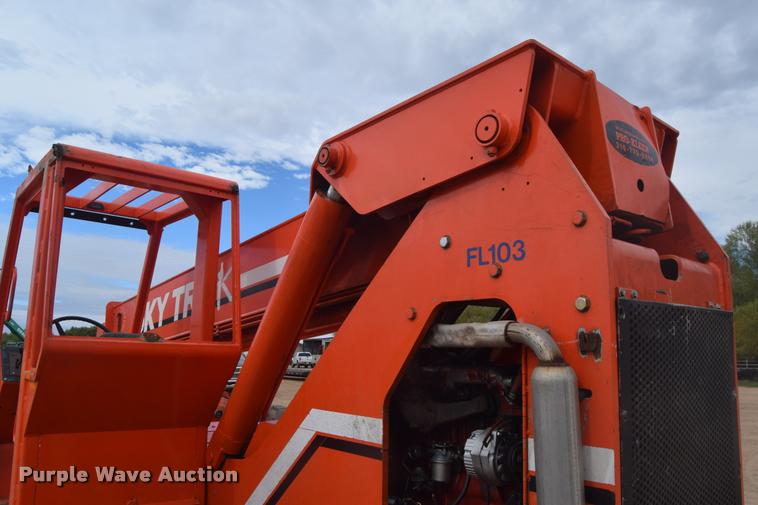 image for item DA9921 JLG Sky Trak B8400 telehandler