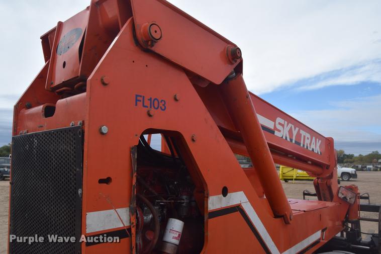 image for item DA9921 JLG Sky Trak B8400 telehandler