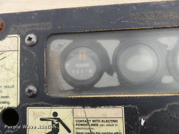 image for item DA9921 JLG Sky Trak B8400 telehandler