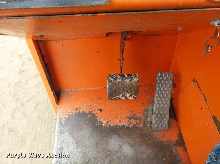 image for item DA9921 JLG Sky Trak B8400 telehandler