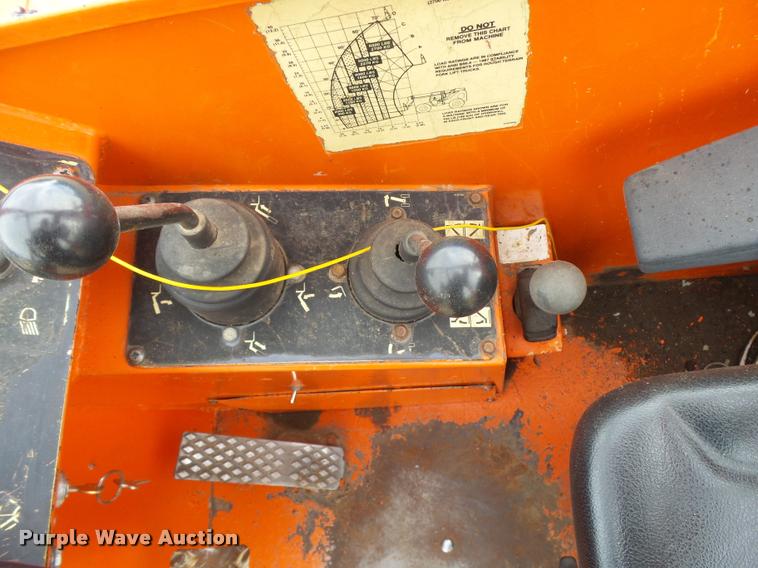 image for item DA9921 JLG Sky Trak B8400 telehandler