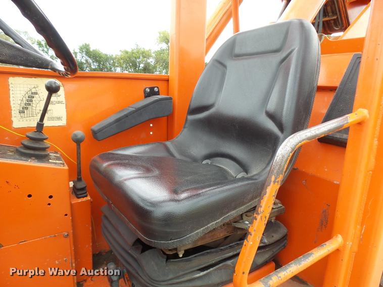 image for item DA9921 JLG Sky Trak B8400 telehandler