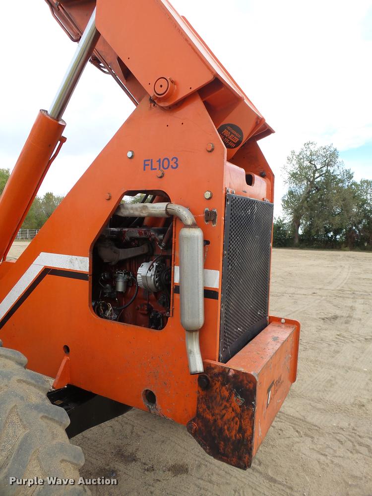 image for item DA9921 JLG Sky Trak B8400 telehandler