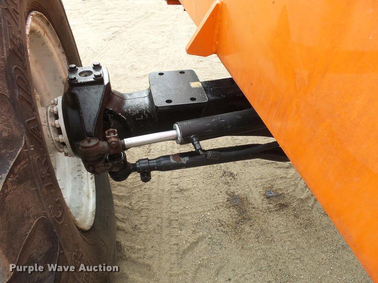 image for item DA9921 JLG Sky Trak B8400 telehandler