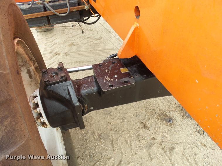 image for item DA9921 JLG Sky Trak B8400 telehandler