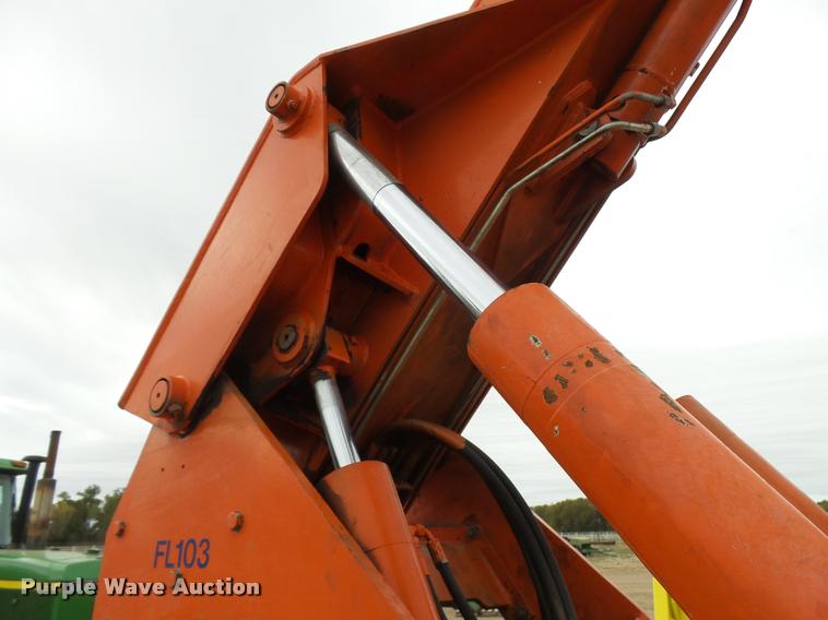 image for item DA9921 JLG Sky Trak B8400 telehandler