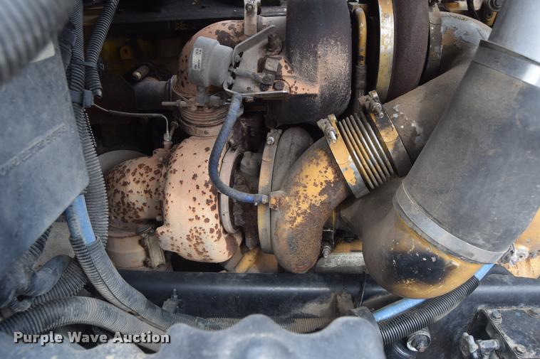 image for item DA9922 2007 Peterbilt 387 semi truck