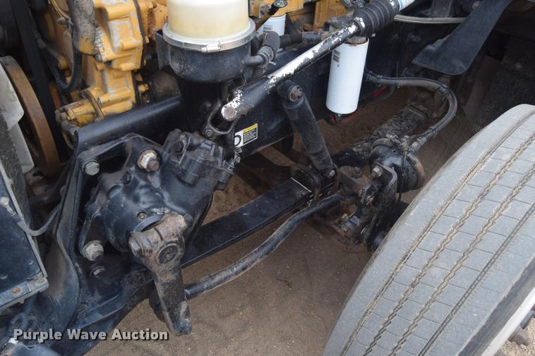 image for item DA9922 2007 Peterbilt 387 semi truck