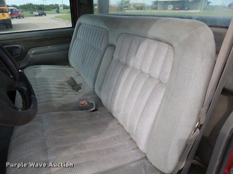 image for item DB4542 1998 GMC Sierra 3500HD SLE rollback truck