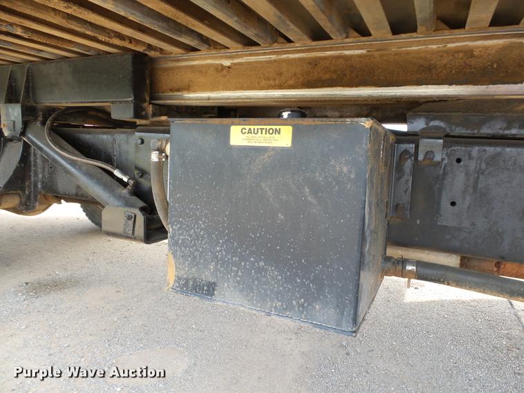 image for item DB4542 1998 GMC Sierra 3500HD SLE rollback truck