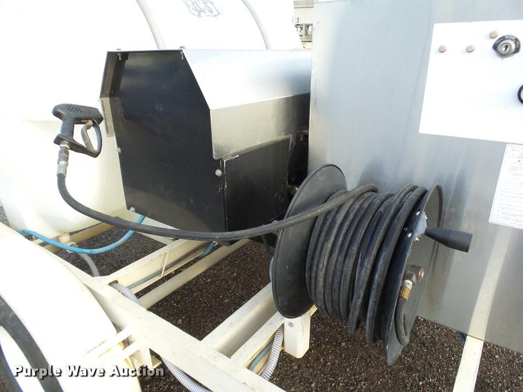 image for item DB4544 2006 Hydro-Engineering GHO-Series 5/3000GNOTT/M pressure washer trailer