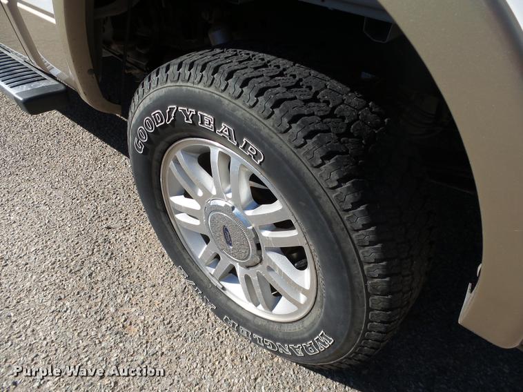 image for item DB4550 2011 Ford F150 Lariat Special Edition SuperCrew pickup truck