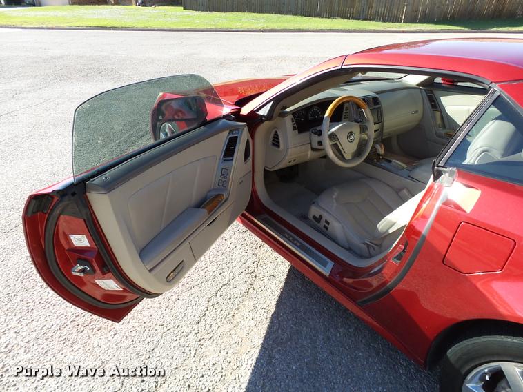 image for item DB4551 2005 Cadillac XLR convertible