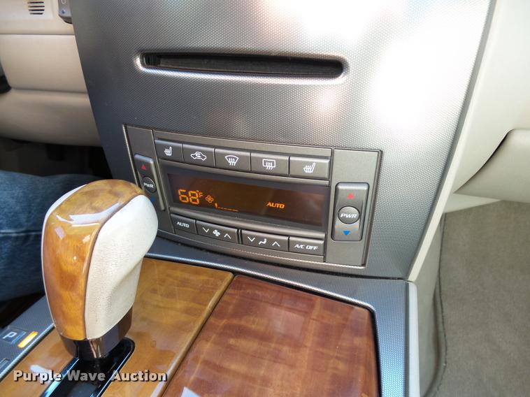 image for item DB4551 2005 Cadillac XLR convertible