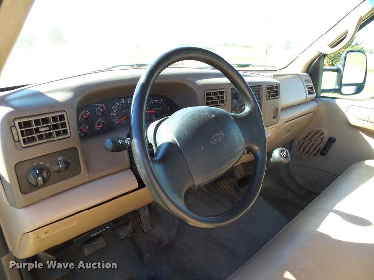 image for item DB4557 1999 Ford F350 Super Duty flatbed pickup truck