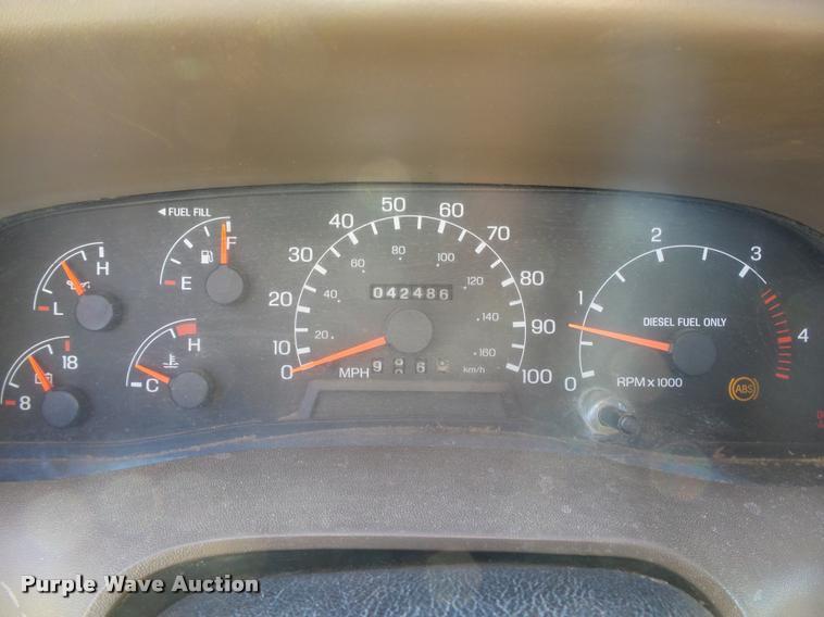 image for item DB4557 1999 Ford F350 Super Duty flatbed pickup truck