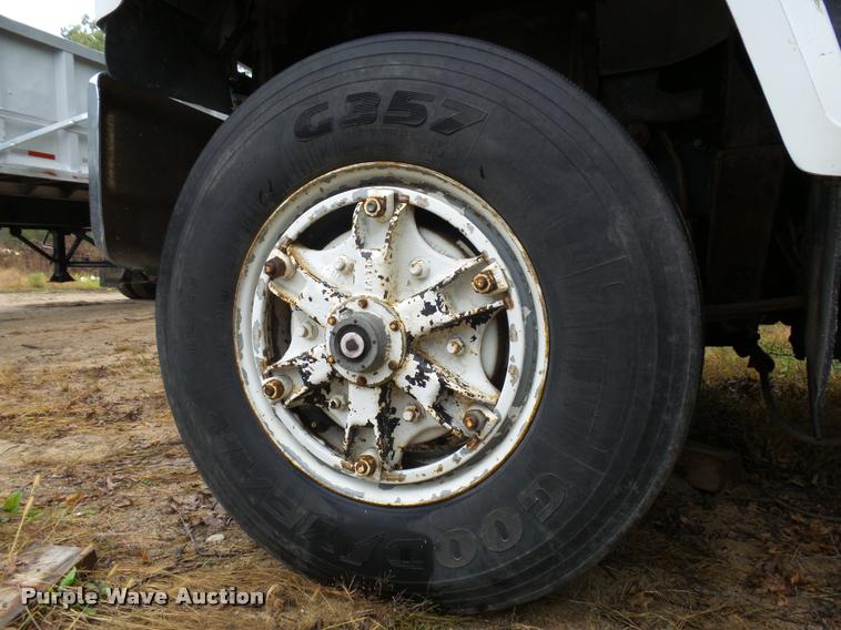 image for item J1634 1979 Chevrolet Bruin truck with tree spade