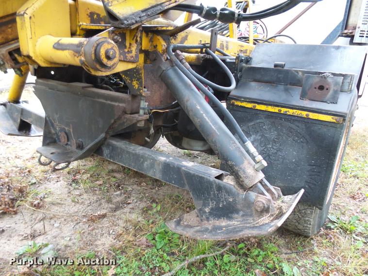 image for item J1634 1979 Chevrolet Bruin truck with tree spade