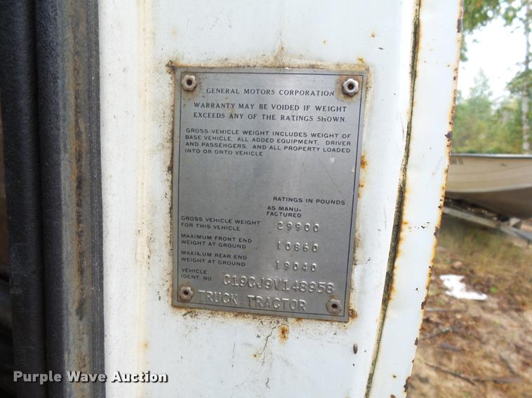 image for item J1634 1979 Chevrolet Bruin truck with tree spade