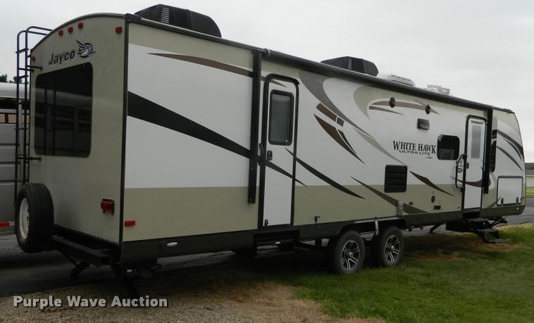 image for item J5096 2015 Jayco camper