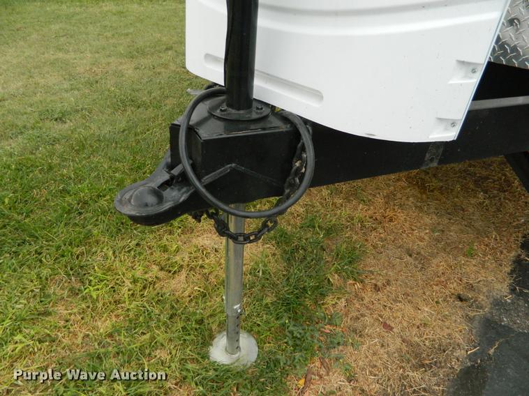 image for item J5096 2015 Jayco camper