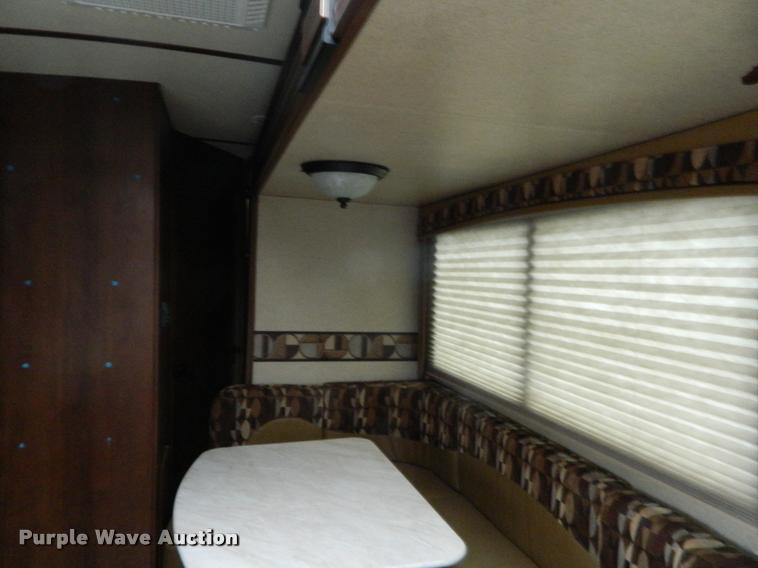 image for item J5096 2015 Jayco camper